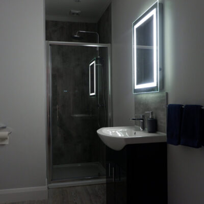 Monaghan Street Apartments   Bathroom